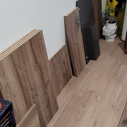 Das eine nicht fertig und schon folgt das nächste 3.2.24 , die Perle schnattert ;
